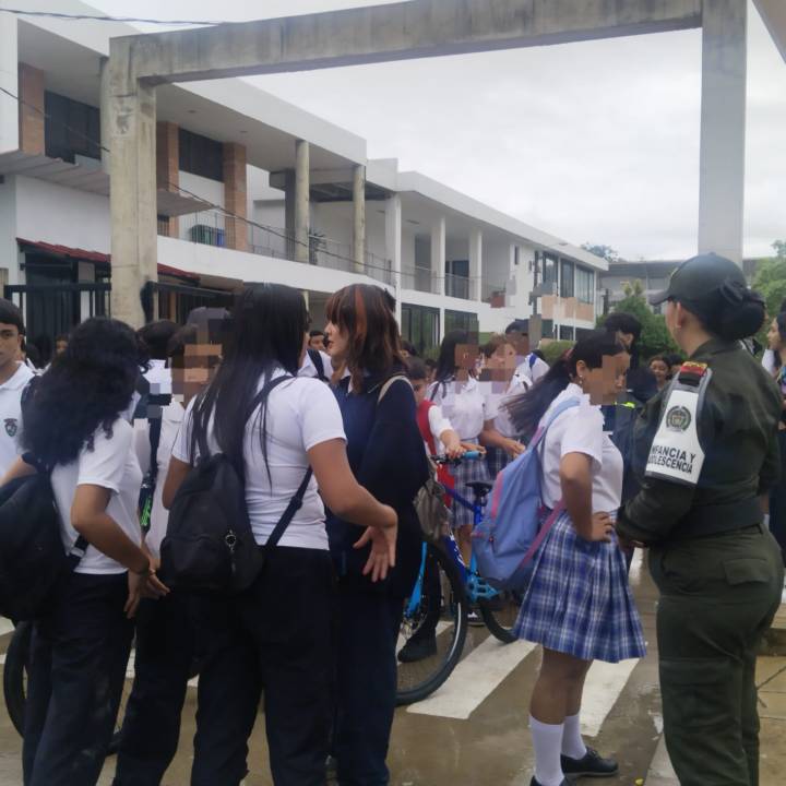 En Monterrey, la Policía de Infancia y Adolescencia cuida los entornos escolares
