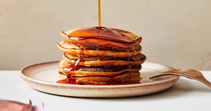 8 easy pancake recipes, fluffy on the inside and crispy on the edges