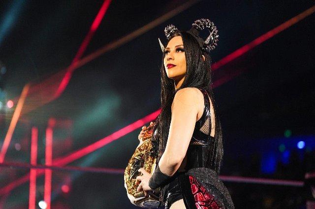 Stephanie Vaquer se llevó la Joya de la Corona de WWE