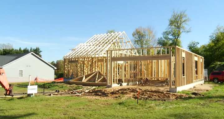 Traverse City realtors express concern over housing market instability due to shutdown