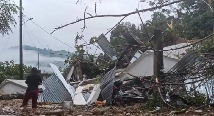 Inundaciones en México dejan 44 muertos y miles de damnificados