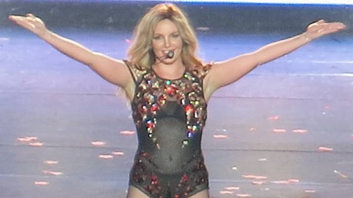 Britney Spears urges fans to 'honour family' following Federline allegations