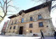 «Si te veo con otro no respondo. De Villabona se sale, pero del cementerio no»