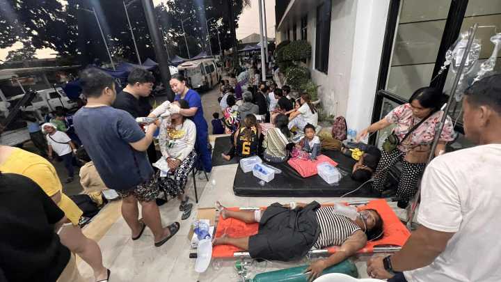 At least 69 people killed in Philippines earthquake
