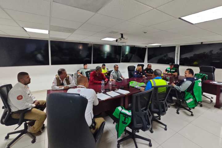 Realizan simulacro de accidente aéreo en el aeropuerto de Torreón