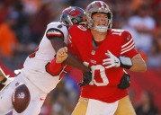 Bucs 30, 49ers 19: Warner’s cart-off injury, Jones’ interceptions doom Niners