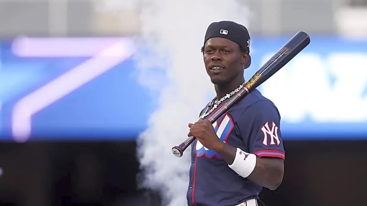 Aaron Boone Finally Owns Up To Costly Mistake After Jazz Chisholm Jr. Decision Sparks Yankees Veterans’ Fury
