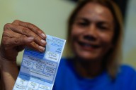 Grupos conservadores republicanos invierten en millonaria campaña para atraer a votantes latinos