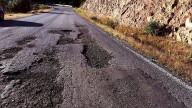 Instan a exigir la reparación de carreteras federales afectadas por falta de mantenimiento
