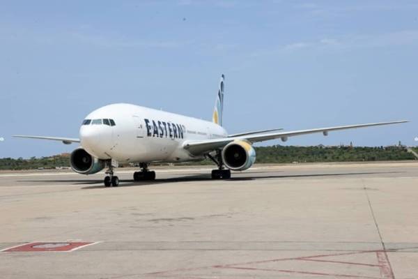 Llegaron al país 153 venezolanos deportados en un vuelo proveniente de Estados Unidos