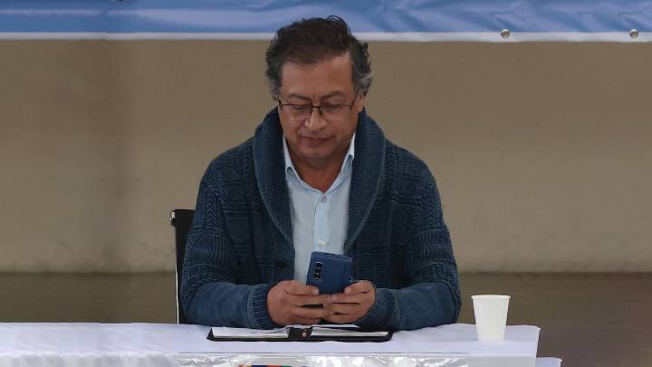 Condenan a Óscar Fetecua, que en 2021 le envió  a Gustavo Petro mensajes amenazantes en redes sociales