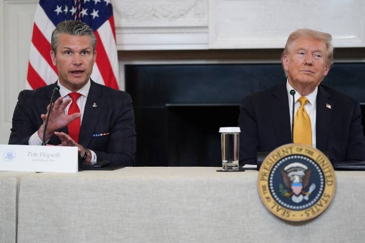 Donald Trump Friend Gives $130M to Pay Troops After Democrats Block Pay Extension