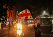El Gobierno de Georgia criminaliza las protestas de la oposición tras unos disturbios frente al palacio presidencial