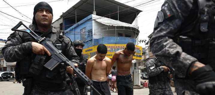 Operativo contra el narcotráfico en favela de Río de Janeiro: 64 muertos y 81 detenidos