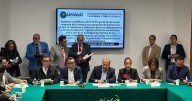 ¡Viernes de madruguete! Morena adelanta audiencias sobre Ley de Amparo y oposición acusa albazo