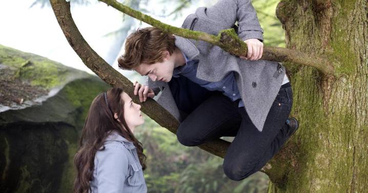 Why is Gen Z wistful for the late 2000s already?