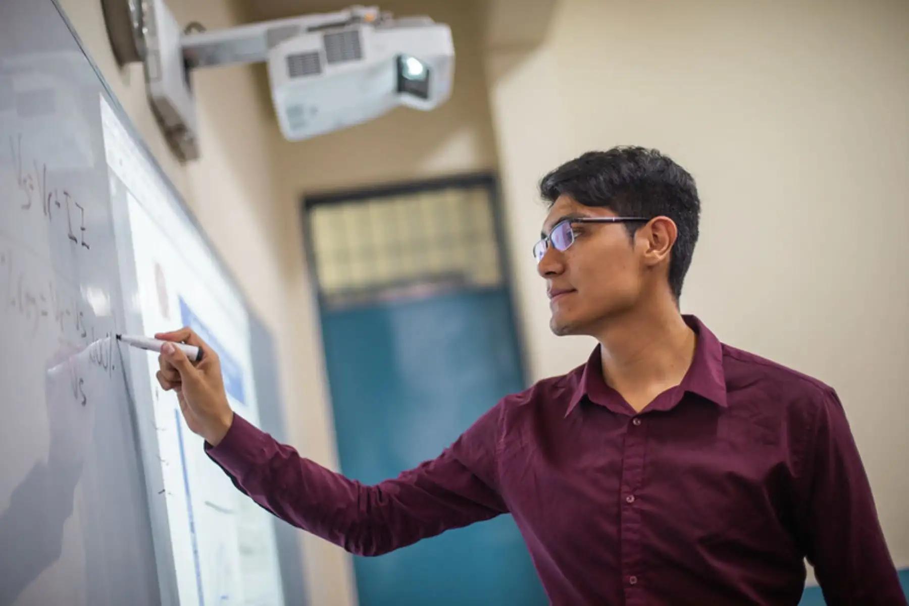 Ricardo Vivas, ingeniero de la UNI: “Beca Permanencia fue un salvavidas para mí”