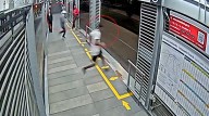 Capturan a tres integrantes de una banda que roba celulares en TransMilenio
