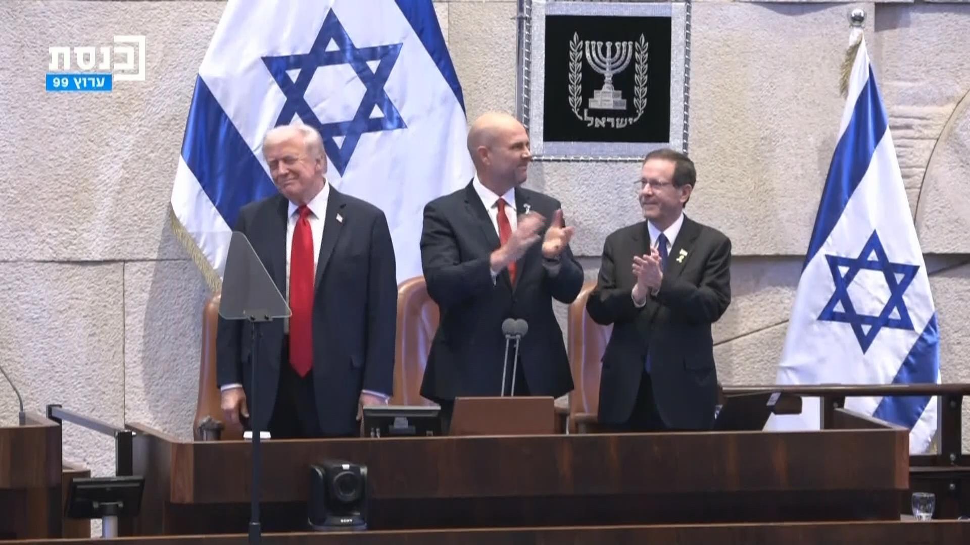 Trump receives standing ovation as he arrives to address Israeli Knesset