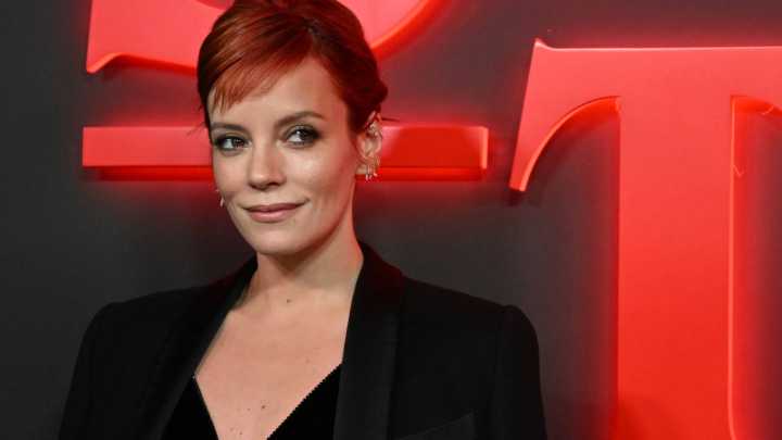 Lily Allen Reveló Su Tormentosa Relación con David Harbour en su Álbum West End Girl