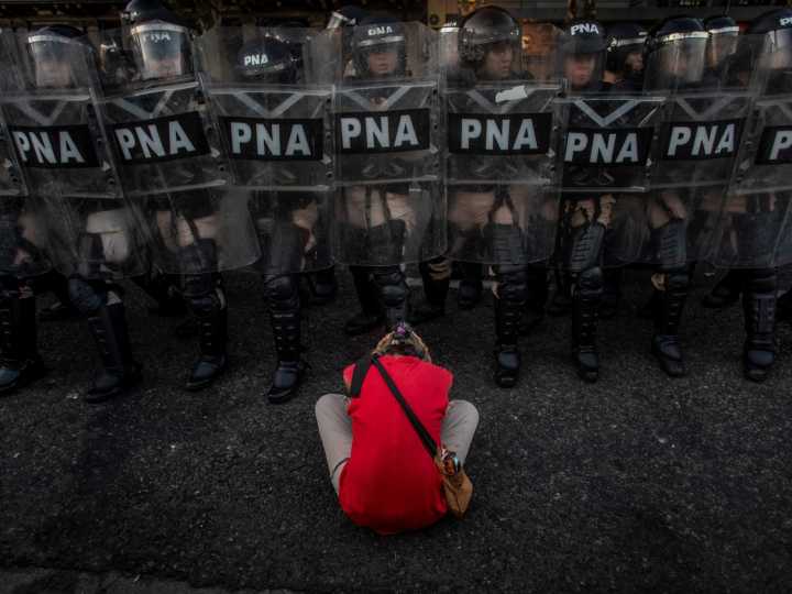 La muestra anual de fotoperiodismo argentino narra la historia reciente del país