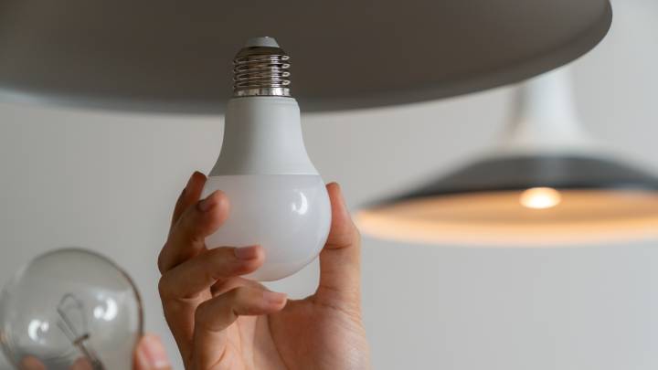 The Sneaky Reason Your LED Lightbulbs May Not Be Lasting As Long As Expected