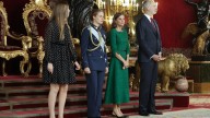 Desfile Militar por el Día de la Hispanidad 2025, en directo: Comienza el tradicional besamanos con la familia real al completo