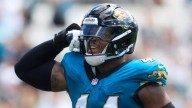 LOOK: Travon Walker wears club cast during Jaguars practice days after undergoing wrist surgery