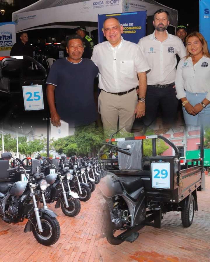 Alcaldía de Carlos Pinedo entregó 34 motocarros a pescadores