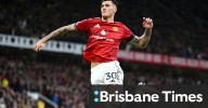 Manchester United wins and Arsenal moves to the top of English Premier League