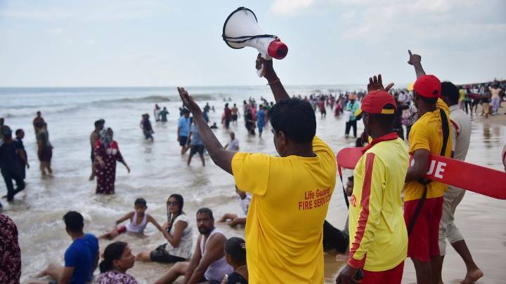 Cyclone Montha: Odisha starts evacuation of people from vulnerable areas