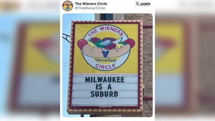 As Brewers-Cubs series shifts to Chicago, visitors getting a mixed reception