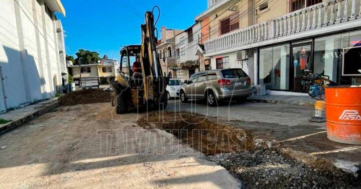 Acciones inmediatas de COMAPA SUR garantizan mejor servicio de drenaje en importante sector de Tampico