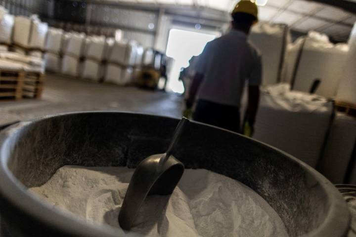 U.S. government taking stake in company operating massive lithium mine in Nevada