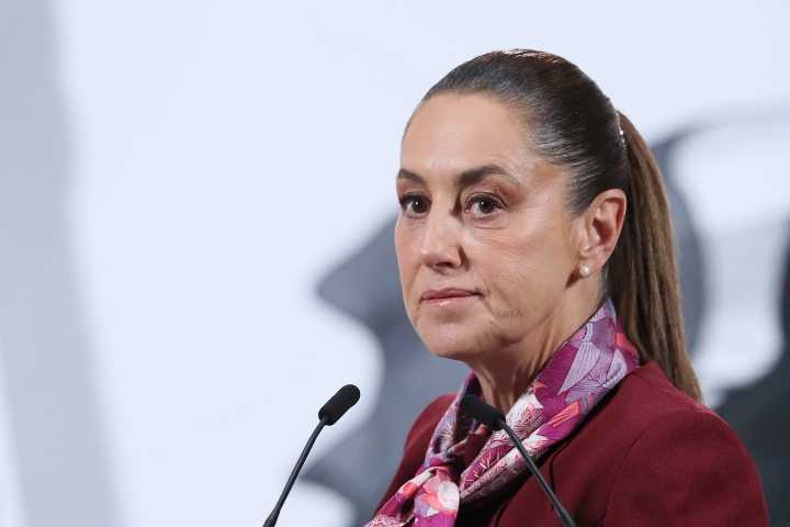 Claudia Sheinbaum considera equivocados a Fitch Ratings sobre reforma a Ley de Amparo