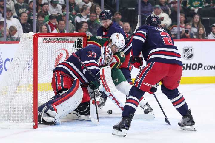 Connor caps comeback after Jets blow early lead