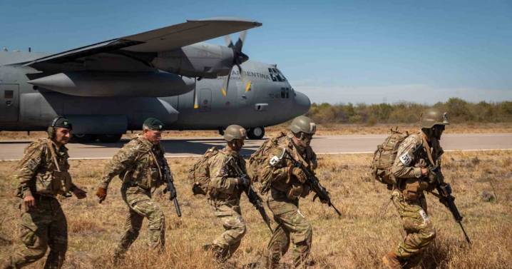 Qué se sabe de la “Operación Tridente” entre las fuerzas de EEUU y Argentina que autorizó el presidente Milei