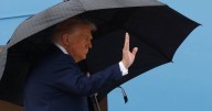 Trump warns Russia he may send Ukraine Tomahawks