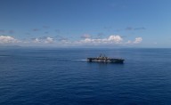 Buque de guerra de EU llega a Trinidad y Tobago; Trump intensifica presión a Maduro