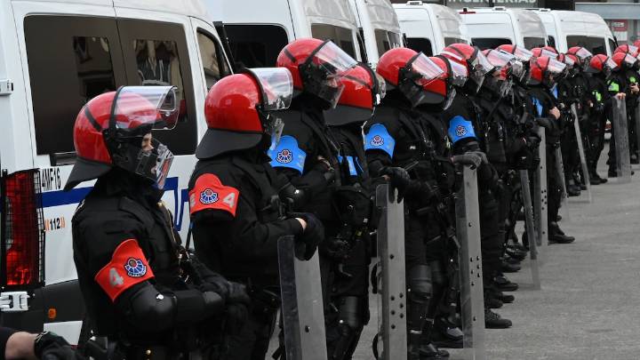 Detenidos 17 jóvenes en Vitoria que protestaban contra una concentración de Falange
