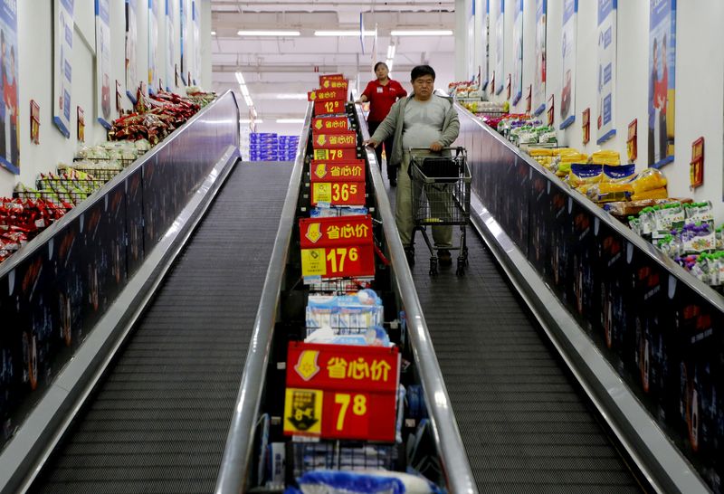 China's annual consumer, producer prices remain negative in September
