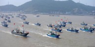 Pescadores artesanales denunciaron que una flota china ilegal está depredando el mar territorial de Chile