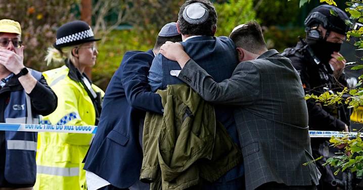 Terrorist attack on Manchester synagogue leaves 2 dead