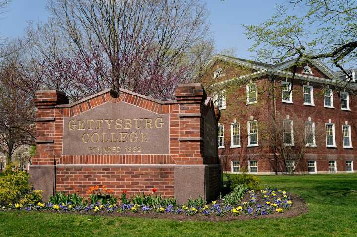 Man charged with rape at Gettysburg College dorm