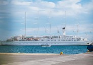 El velero más grande del mundo regresa al puerto de Alicante antes de su última ruta a Marruecos