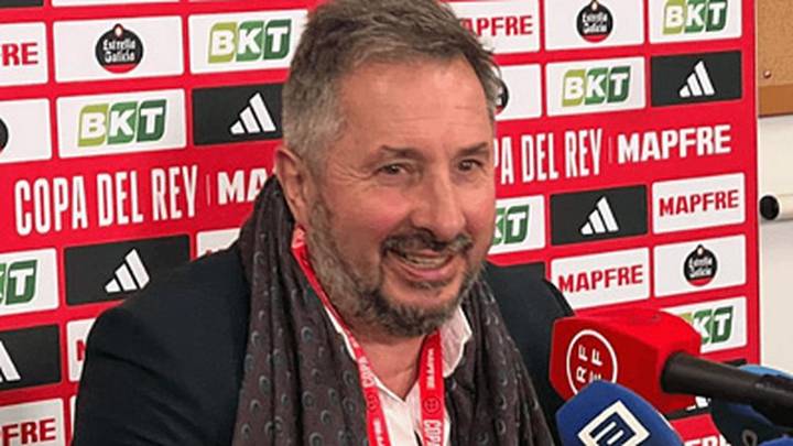 Javi Prendes, entrenador del Puerto de Vega: «Si no voy a un puticlub a la una de la mañana no firmo contratos»