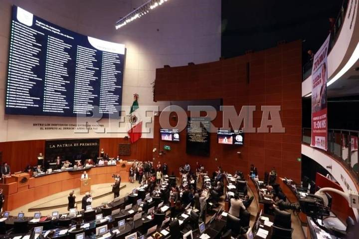 Consuma Morena reforma a la Ley de Amparo