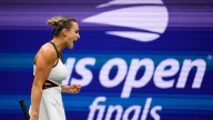 Sabalenka's Wuhan winning streak reaches 19 matches. Swiatek, Pegula, Paolini also advance