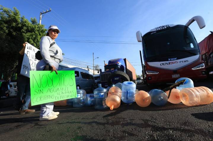 ¡Colapso total! Bloqueos masivos de piperos dejan a miles sin poder entrar o salir de CDMX