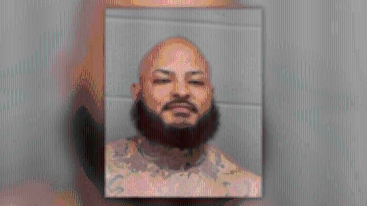 Hartford police officer charged with OUI after found asleep at the wheel